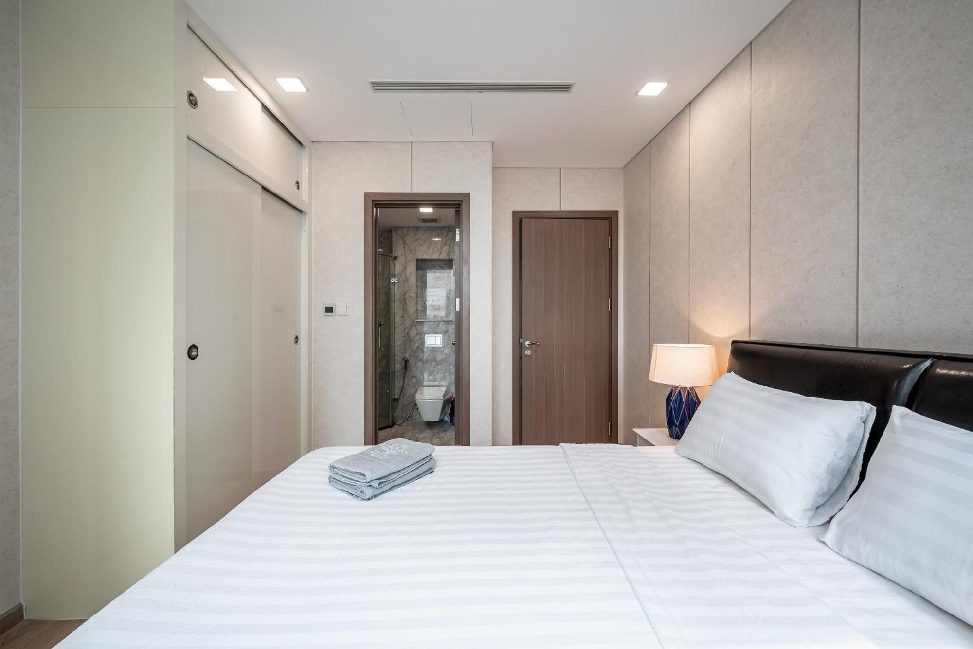 Landmark 81 Condotel Garden Bay *