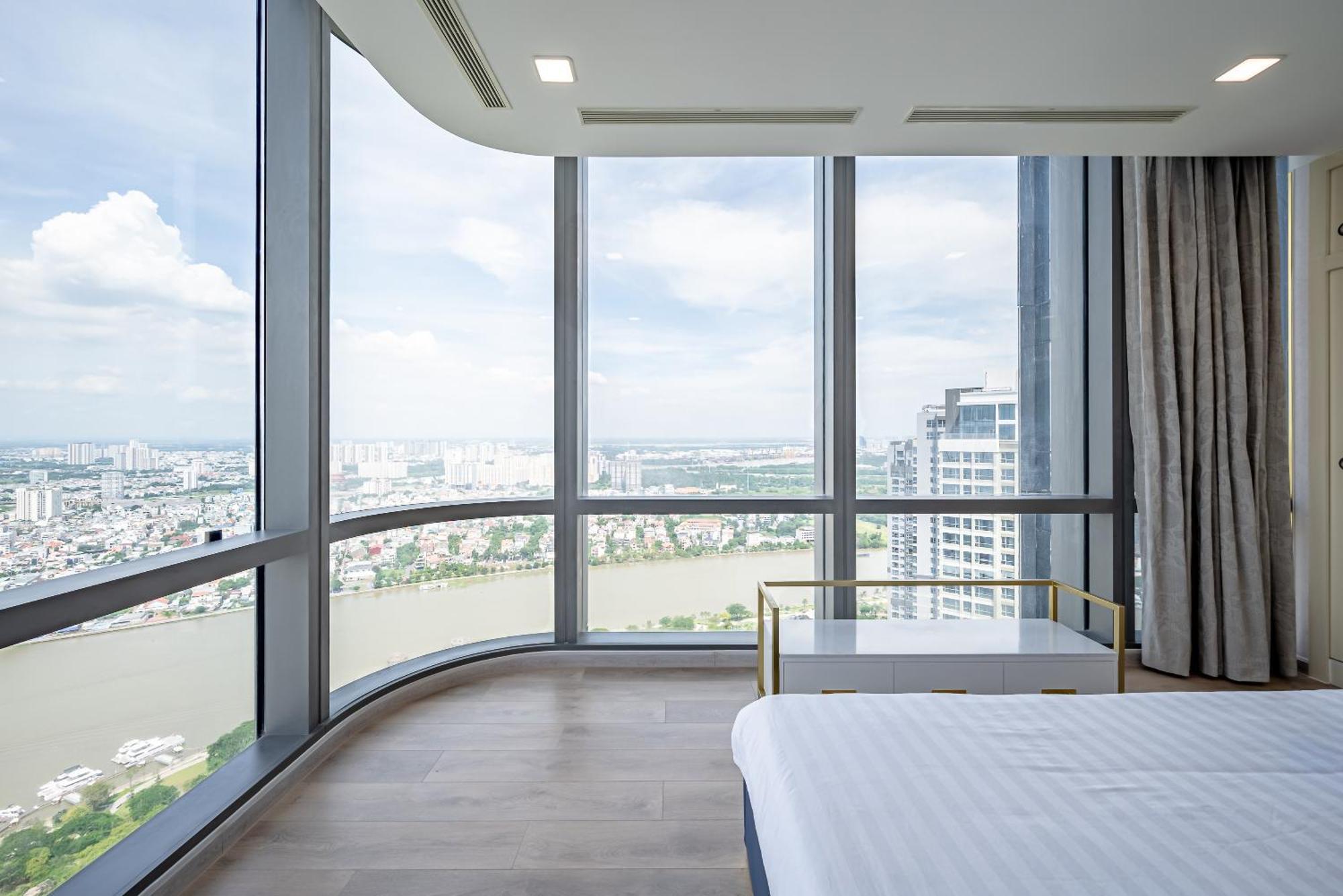 Landmark 81 Condotel Garden Bay